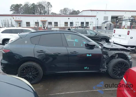 2022 Maserati Levante Gt z USA, uszkodzony, nr VIN ZN661XUA8NX388322